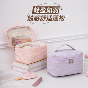 Trousse de maquillage Beilian grande capacité, pliable, pour le voyage, avec fermetures éclair à motif cœur. - Product Image 4