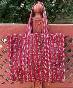 Bolso Tote de Algodón Acolchado con Estampado de Bloques Indio, Artesanía Tradicional Hecha a Mano, Bolso de Hombro para Viaje - Product Image 2