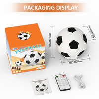 Lámpara Nocturna Cuadrada de la Copa Mundial de Fútbol 2026 con Control Remoto por Aplicación, Silicona de Grado Alimenticio, Enchufable, Forma de Conejo/Luna