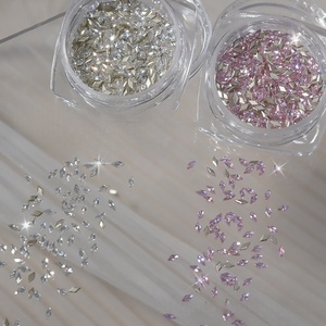 5A Zircon diamant forme perceuse ornement 3D <span class=keywords><strong>en</strong></span> forme d'<span class=keywords><strong>ongle</strong></span> grand <span class=keywords><strong>verre</strong></span> moyen 100 Pack pour Nail Art ornementation ongles strass - Product Image 1