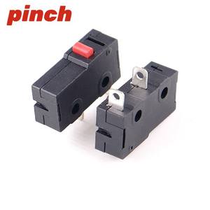 Interruptor de Límite Pinch Kw12 de 3 Pines SPST, Microinterruptor Industrial de Plástico con Botón de Reinicio - Product Image 1