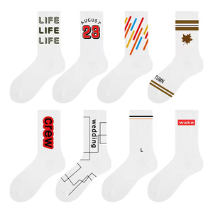 Calcetines deportivos para hombre, calcetines deportivos con logo en el puño, calcetines deportivos con logo en la parte inferior, calcetines deportivos de diseño personalizado, calcetines de fútbol. - Product Image 3