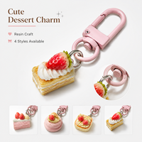 Porte-clés en résine imitation alimentaire, pendentif ananas, fraise, pain grillé, breloques de sac mignonnes et kawaii, cadeau pour filles