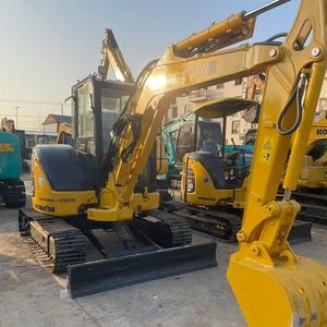 Excavatrice sur chenilles Komatsu PC40 d'occasion de 4 tonnes, mini-excavatrice d'occasion pour l'agriculture et l'exploitation minière, en stock pour une vente rapide - Product Image 1