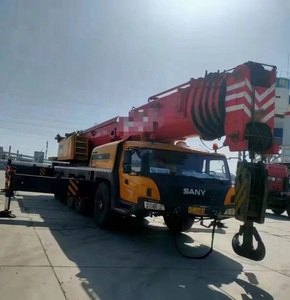 Grúa sobre Camión SANY 220T Usada - OFERTA ESPECIAL Nueva Llegada con Motor - Product Image 3