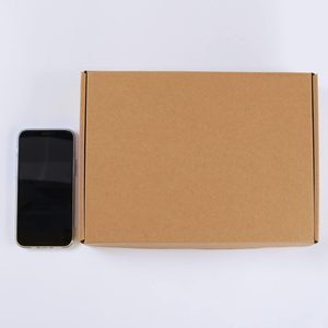 Cajas de Cartón Corrugado Negro para Envíos, Personalizadas, Reciclables, para Zapatos y Ropa, con Impresión Personalizada - Product Image 3