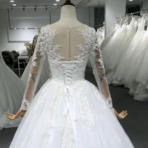 Vestido de Novia de Manga Larga, Elegante, con Escote Corazón, Apliques y Cola de Capilla, Corte en A, Vestidos de Novia Lsbh17 - Product Image 5