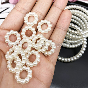 Anillo de perlas de imitación, accesorios para el cabello con cuentas de color blanco roto para uso diario, hecho en Chaozhou - Product Image 1