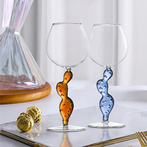 Bicchiere da vino <span class=keywords><strong>rosso</strong></span> calice a forma di <span class=keywords><strong>cactus</strong></span> nordico personalizzato all'ingrosso bicchiere da vino con stelo di <span class=keywords><strong>cactus</strong></span> colorato creativo - Product Image 2