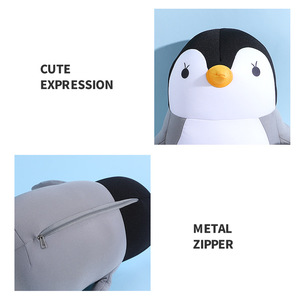 Oreiller en peluche pingouin déformable, support de cou en forme de U, oreiller de voyage 2 en 1 à double usage pour adultes, respectueux de l'environnement - Product Image 2