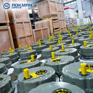 ผู้ผลิตเกียร์ทดรอบแบบติดตั้งบนเพลา OEM ATA สำหรับงานอุตสาหกรรม เหมาะสำหรับการใช้งานในสายพานลำเลียง - Product Image 1