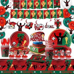 Nouvel ensemble <span class=keywords><strong>de</strong></span> vaisselle jetable écologique sur le thème <span class=keywords><strong>de</strong></span> <span class=keywords><strong>la</strong></span> <span class=keywords><strong>Coupe</strong></span> du Monde <span class=keywords><strong>de</strong></span> football <span class=keywords><strong>de</strong></span> <span class=keywords><strong>Cristiano</strong></span> <span class=keywords><strong>Ronaldo</strong></span> avec assiettes et gobelets - Product Image 1