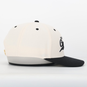 Vente en gros de casquette de golf personnalisée à 6 panneaux casquette style de rue à bord plat avec logo brodé tissu à mailles style hip hop sport - Product Image 4