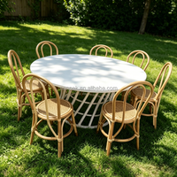 Ensemble table et chaises rondes en rotin naturel faites à la main pour enfants, idéal pour garderie, école maternelle, salle de jeux, intérieur, extérieur, fêtes et événements (location disponible)