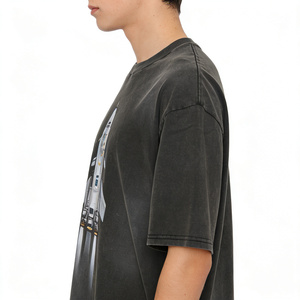 T-shirt Space Rocket da uomo, oversize, in cotone nero, grafica galattica fantascientifica, moda futuristica - Product Image 2