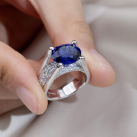 Bague de mariage en or massif 9 carats avec saphir bleu royal de laboratoire personnalisé Messi Gems pour homme, modèle MSR-1733