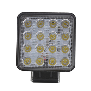 Vendita calda 4x4 accessori <span class=keywords><strong>48W</strong></span> <span class=keywords><strong>LED</strong></span> luce da lavoro Flood DRL guida fendinebbia per Off Road trattore auto ATV UTV SUV Pick-UP