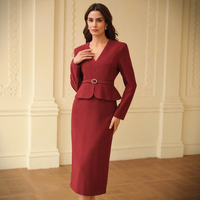Robe Midi Femme Bordeaux Col V Manches Longues Ceinturée Moulante Formelle OEM Personnalisée Tenue Formelle pour Brunch et Rendez-vous Vente en Gros