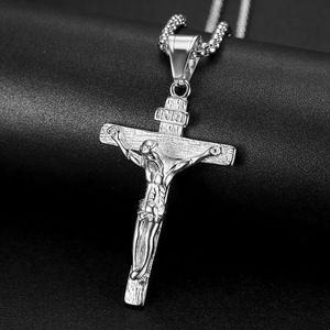 Hip Hop Crucifixion <span class=keywords><strong>croix</strong></span> jésus chrétien mode bijoux <span class=keywords><strong>pendentif</strong></span> 316 acier inoxydable colliers pour hommes femmes en gros 2025 - Product Image 4
