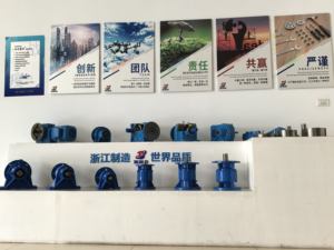 China Molen Betonmixer Hydraulische <span class=keywords><strong>Motor</strong></span> Hoek Versnellingsbak Planetaire Tandwielreductor Voor Rolpersmachine - Product Image 5