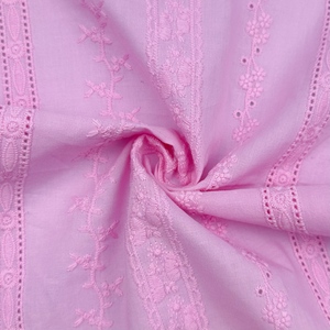 Prix d'usine <span class=keywords><strong>pas</strong></span> <span class=keywords><strong>cher</strong></span> 100% coton broderie <span class=keywords><strong>oeillet</strong></span> dentelle fleur tissu avec prix de gros - Product Image 3