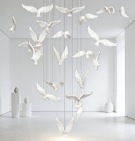 Sculpture artistique en résine d'oiseau volant, installation murale, prend en charge l'impression et la production de modèles 3D personnalisés par polymérisation à chaud