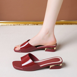 <span class=keywords><strong>Sandali</strong></span> con zeppa spessa da donna, stile europeo e americano, alla moda estiva, con design a punta francese e dettagli brillanti - Product Image 1