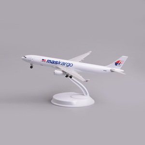 โมเดลเครื่องบินมาเลเซียมาสคาร์โก้ แอร์บัส <span class=keywords><strong>A330</strong></span> ขนาด 20 ซม. สเกล 1/<span class=keywords><strong>300</strong></span> ของตกแต่งโต๊ะทำงาน - Product Image 1
