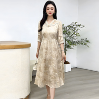Robe élégante pour femme, couleur abricot, jacquard, col en V, col en dentelle patchwork, robe trapèze, longueur midi, design tendance, sur mesure