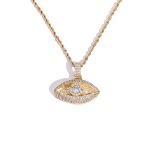 Collana con Ciondolo Occhio di Allah Hip Hop Completamente Tempestato di Zirconi, Placcato Oro in Ottone, Ciondolo Occhio di Allah con Diamanti in Zirconio - Product Image 5