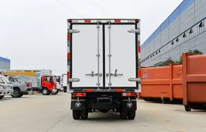 Foton Xiangling M1 Benzin-Benzin-Kühltruck 4x2 China günstig KÜhlschrank-Lkw Auto 122 PS