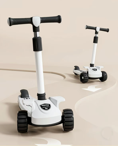 Patinete Infantil Flash Wheel con Tres <span class=keywords><strong>Ruedas</strong></span> de PU, Asiento Plegable, Altura Ajustable, Multifuncional, para Niños - Product Image 4