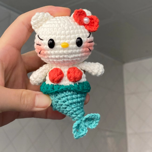 Jouet pour chat sirène au crochet fait main, jouet en peluche animal au crochet super doux avec coton PP, adorable petit jouet pour chat en tricot, amigurumi - Product Image 1