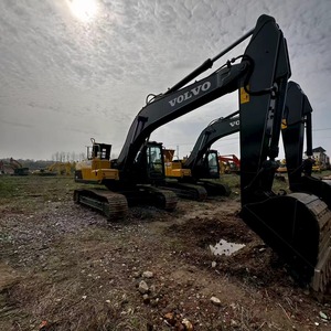 รถขุดตีนตะขาบ Volvo EC220 มือสอง 22 ตัน ประสิทธิภาพสูง ราคาคุ้มค่า พร้อมชิ้นส่วนหลัก (มอเตอร์ปั๊ม) รุ่นปี 2024 ผ่านการทดสอบแล้ว - Product Image 1
