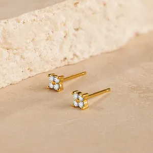 EManco Orecchini a Perno in Acciaio Inossidabile con Cristalli da 6MM, Mini Eleganti per Donne, Stile Minimal e Semplice, Regalo, Dropshipping per Damigelle - Product Image 6