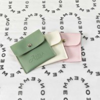 Pochette à bijoux personnalisée en microfibre avec logo, pochette à bijoux en cuir PU gaufré pour ranger colliers, boucles d'oreilles, bagues