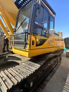 Excavatrice d'occasion Komatsu PC300 de 30 tonnes, modèle principal pour les grands chantiers miniers, disponible en stock. - Product Image 4
