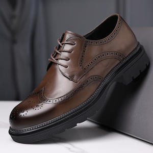 Zapatos de cuero Brock de negocios para hombre al por mayor, de alta gama, de piel de vacuno genuina de capa superior, con patrón sólido, con cordones, estilo británico, suela gruesa - Product Image 2
