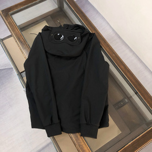 Nouvelle veste de sport 2026 tendance pour homme, coupe ample, à capuche, imperméable et coupe-vent, avec protection oculaire, idéale pour l'extérieur. - Product Image 4
