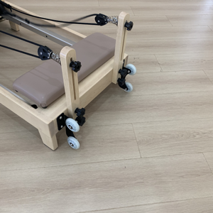 آلة تصفيف بيلاتيس خشبية ممتازة لقوة الجسم الكاملة والتدريب الأساسي - Product Image 2