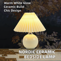 Creative chaud nordique en céramique petite lampe de table moderne minimaliste veilleuse pour étude salon carré pour bureau chevet