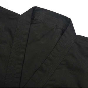 El mejor y cómodo traje ligero de Karate GI personalizado OEM 100% algodón transpirable conjunto de ropa de artes marciales a precios competitivos - Product Image 3