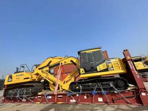 Excavatrice sur chenilles d'<span class=keywords><strong>occasion</strong></span> Komatsu PC450LC-8 de 45 tonnes avec patins de 600 mm, stabilité améliorée, capacité de levage élevée - Product Image 4