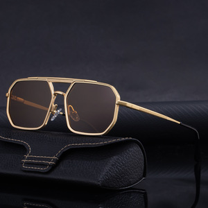 Lunettes de soleil unisexes KSL-98287, monture carrée, protection UV400, classe 2, pare-soleil, monture noire, design tendance - Product Image 1