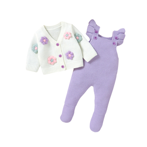 Ensemble tricoté pour nouveau-né : Cardigan fleuri et barboteuse à volants – Tenue douce en maille pour bébés filles - Product Image 3