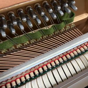 เปียโนตั้งพื้น <span class=keywords><strong>Weber</strong></span> PW48C คุณภาพสูง 3 แป้นเหยียบ เสียงเสถียร เหมาะสำหรับการสอนดนตรี - Product Image 6