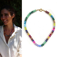 2025 vente en gros de haute qualité été plage cadeaux bijoux de mode arc-en-ciel pierre naturelle lumière luxe collier ras du cou pour elle