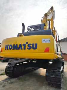 Vente flash : Excavatrice sur chenilles hydraulique Komatsu PC400lc/PC360/PC200 d'occasion, robuste, fabriquée au Japon, 40 tonnes, moteur et engrenages, faible nombre d'heures de fonctionnement, conforme aux normes EPA - Product Image 5