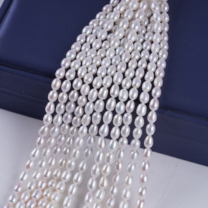 Chaîne de perles d'eau douce de forme de riz blanc de 5-6 mm, produit semi-fini naturel, perle faite à la main, accessoire de collier DIY, teinte rose - Product Image 5