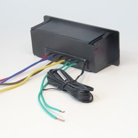 El controlador de pantalla digital sensible al tacto KT-03 gestiona dos cargas: refrigeración e iluminación.